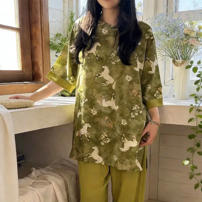Loungewear-Set mit Pferdeprint im orientalischen Stil