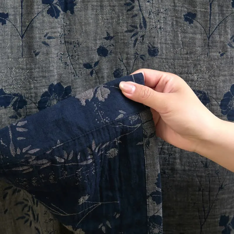 Kimono-Bademantel aus Bio-Baumwolle mit Gartenblumenmuster