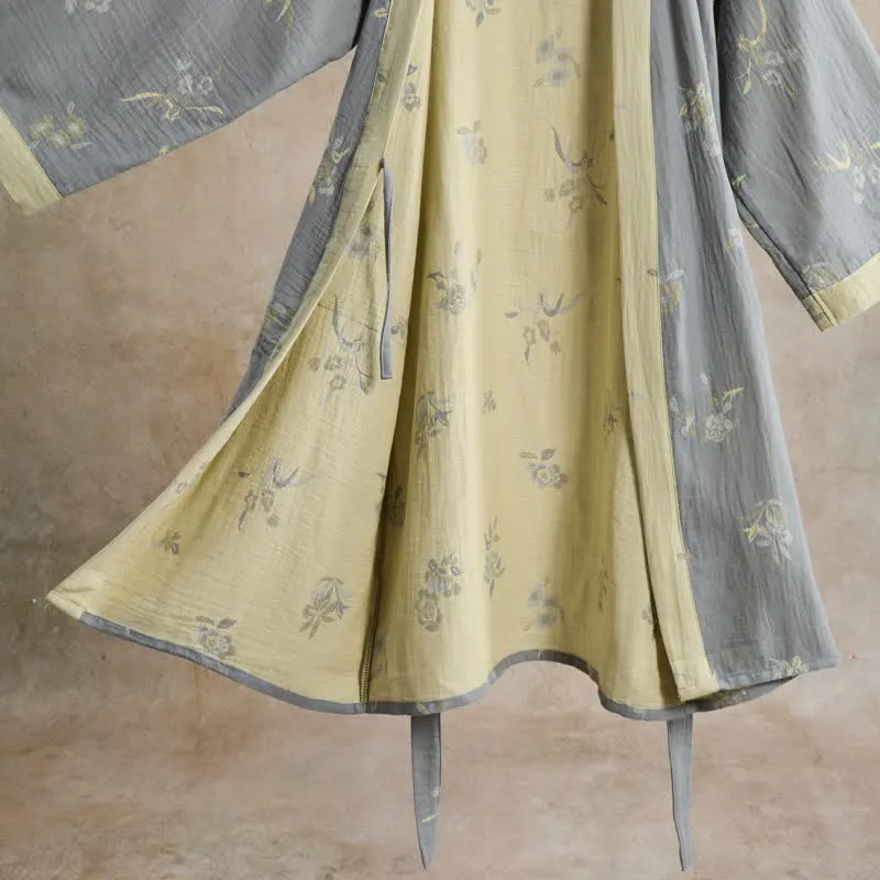 Eleganter Kimono-Bademantel aus Baumwollgaze mit Blumenmuster