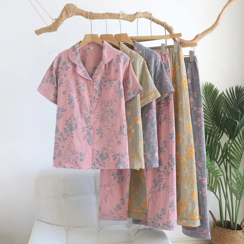 Pyjama-Set aus reiner Baumwolle mit Zweig- und Blumenmuster