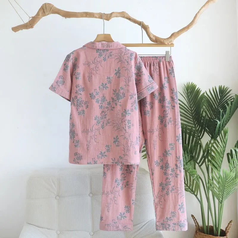 Pyjama-Set aus reiner Baumwolle mit Zweig- und Blumenmuster