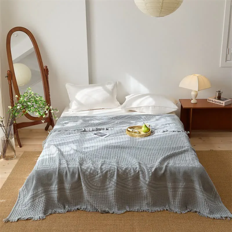 Steppdecke aus Baumwolle mit Waffelpiqué-Muster und Quasten