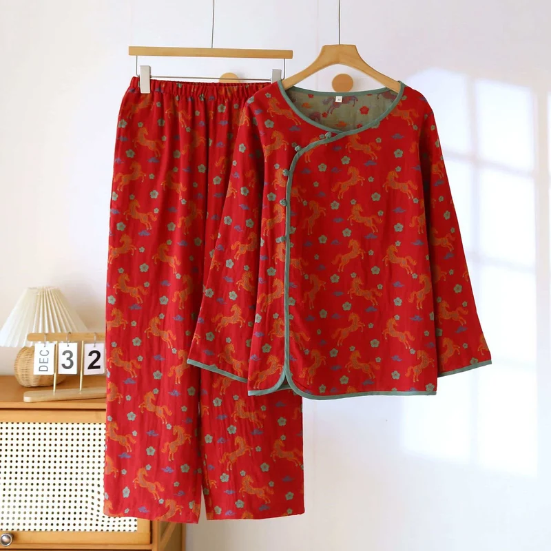 Loungewear-Set aus Baumwollgaze mit Pferdemotiv und Blumenmuster