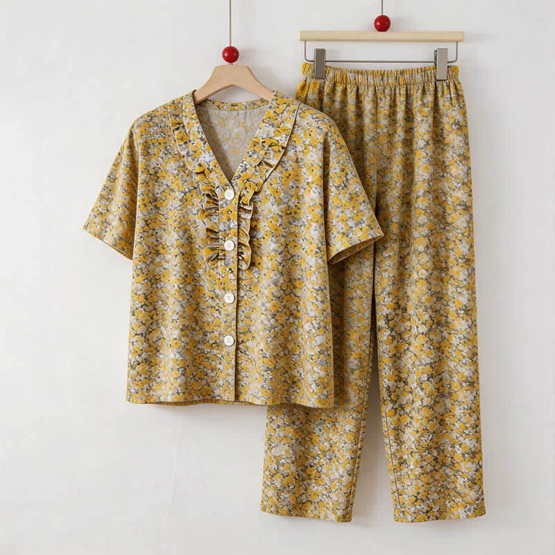 Gelbes Loungewear-Set aus Baumwolle mit Blumenmuster und Rüschen