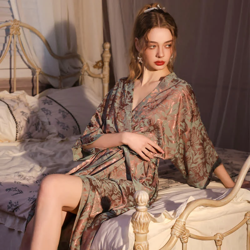 Künstlerisch inspirierter Morgenmantel mit 3/4-Ärmeln