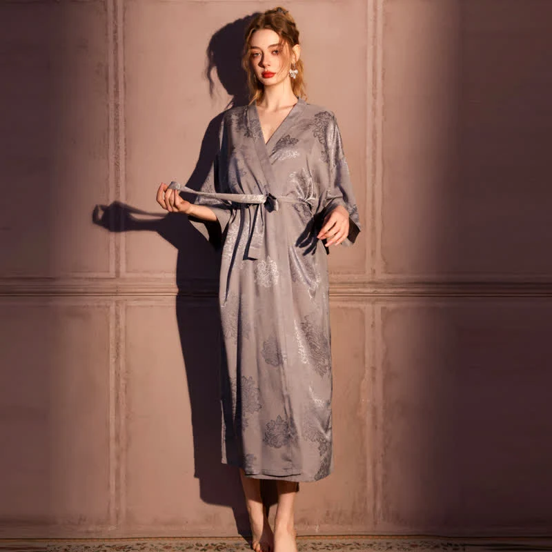 Luxuriöser Kimono-Bademantel mit Blumenmuster und 3/4-Ärmeln