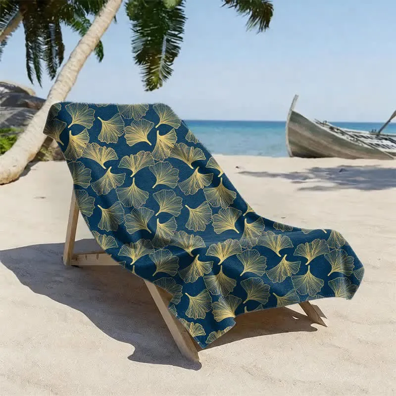 Künstlerisches Linienkunst-Ginkgo-Strandtuch