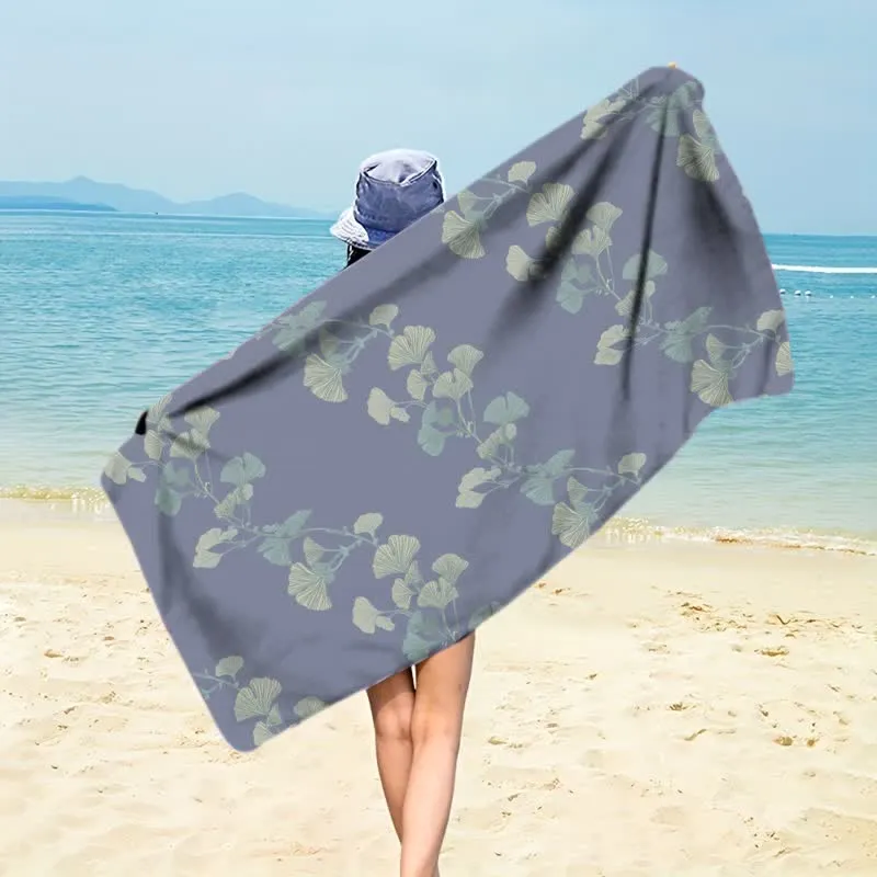 Strandtuch aus Ginkgoblättern