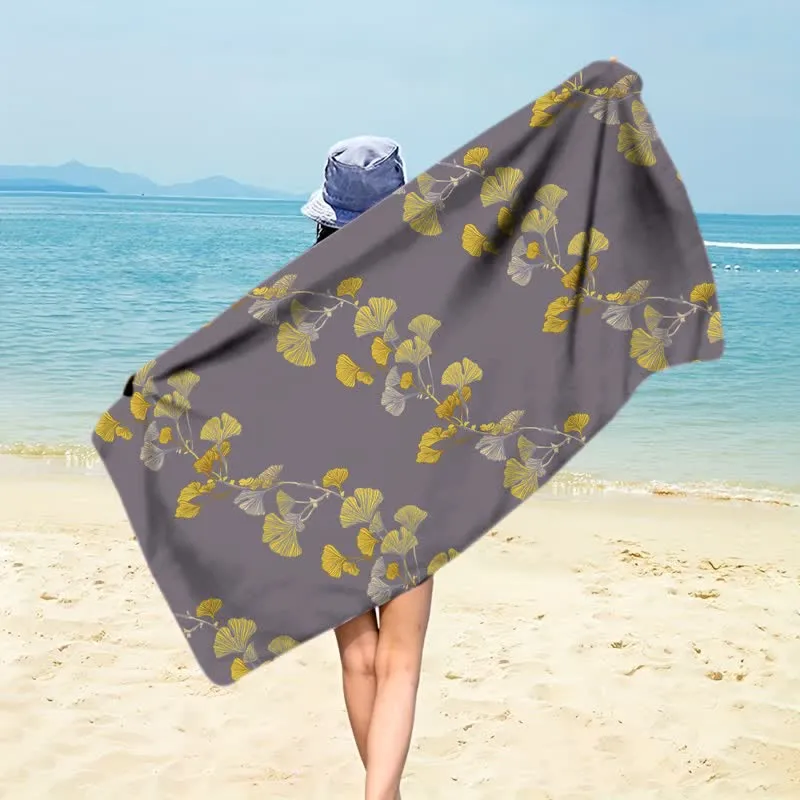 Strandtuch aus Ginkgoblättern