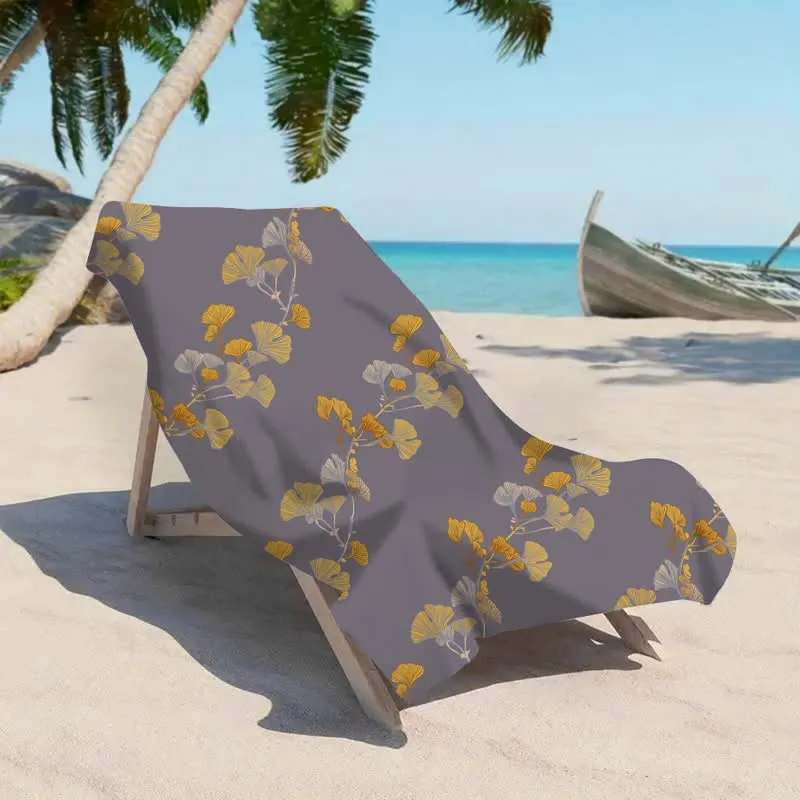 Strandtuch aus Ginkgoblättern