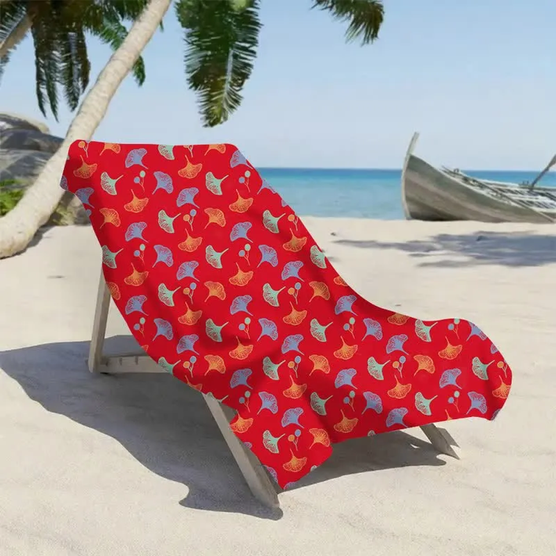 Strandtuch mit botanischem Ginkgoblatt