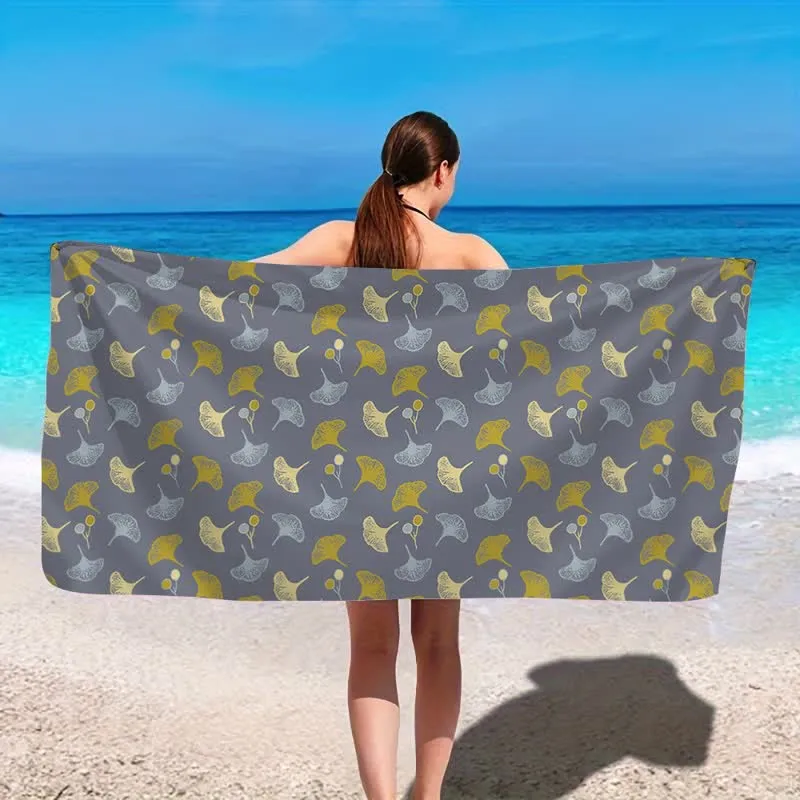 Strandtuch mit botanischem Ginkgoblatt