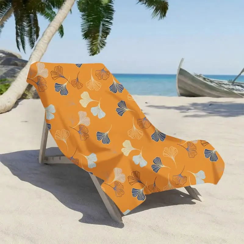Elegantes Strandtuch mit Ginkgoblatt