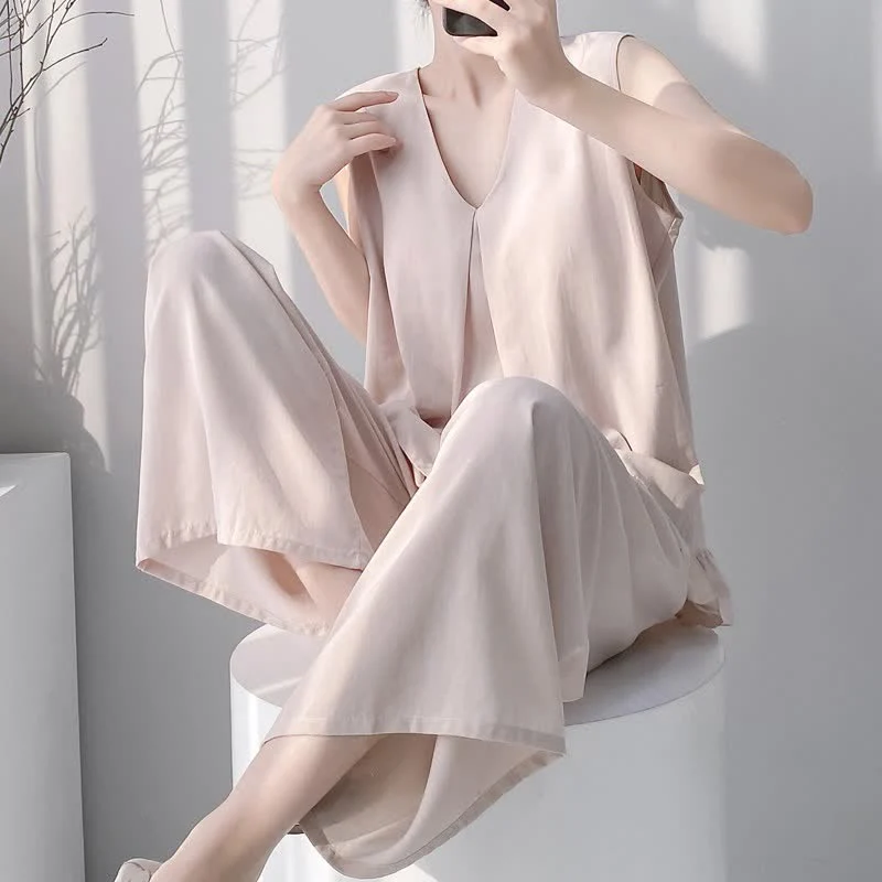 Pyjama-Set aus Tanktop und Hose in Unifarbe