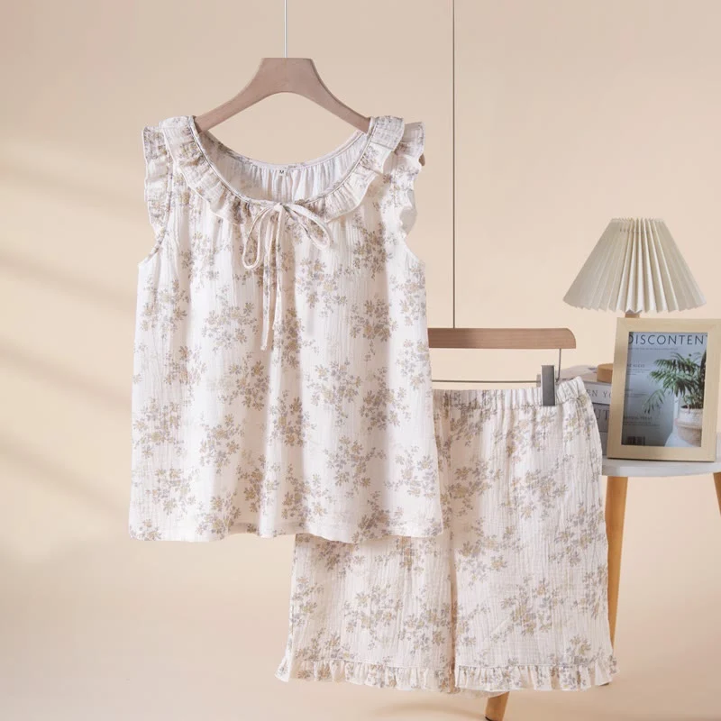 Eleganter ärmelloser Pyjama aus Baumwollgaze mit Blumenmuster