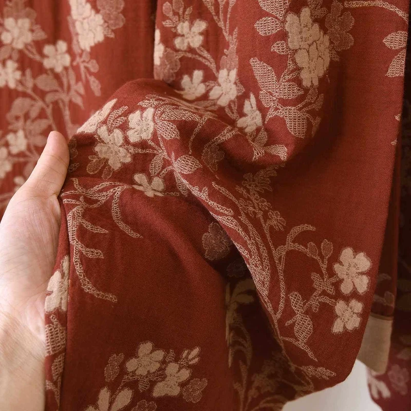 Pyjama aus Baumwollgaze mit Pflaumenblüten-Jacquardmuster