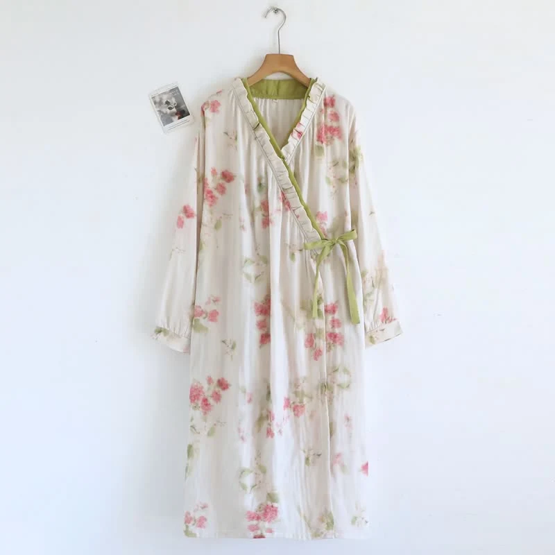 Kimono-Nachthemd aus Baumwollgaze mit Aquarellblumenmuster