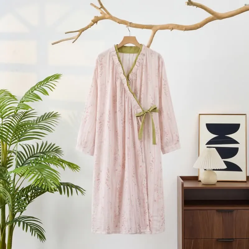 Kimono-Nachthemd aus Baumwollgaze mit kleinem Blumenmuster
