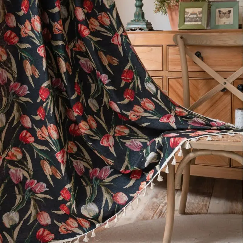 Vorhang mit Tulpenmuster, Jacquard-Stil und Quasten