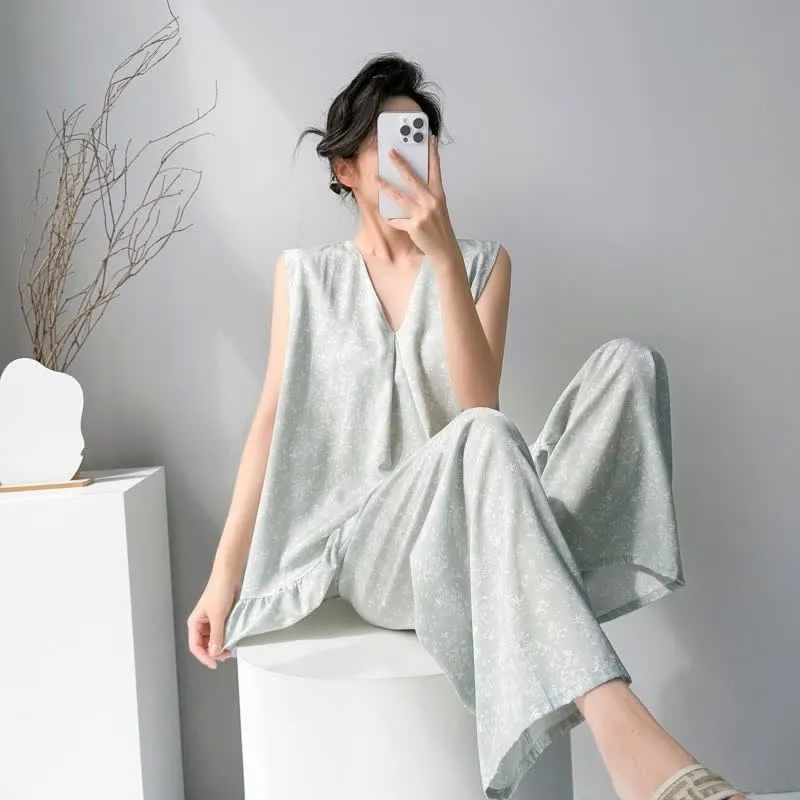 Pyjama mit dezentem Blumenmuster