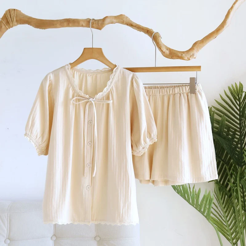 Kurzes Pyjama-Set in Unifarbe mit Spitzenbesatz