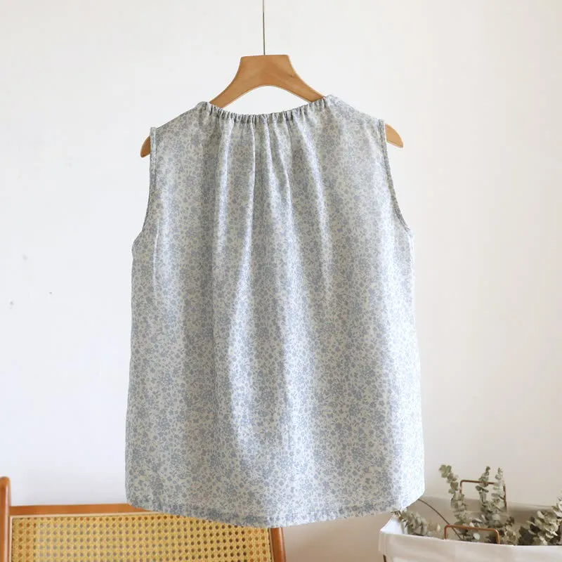 Pyjama-Set aus Baumwoll-Tanktop und Shorts mit kleinem Blumenmuster