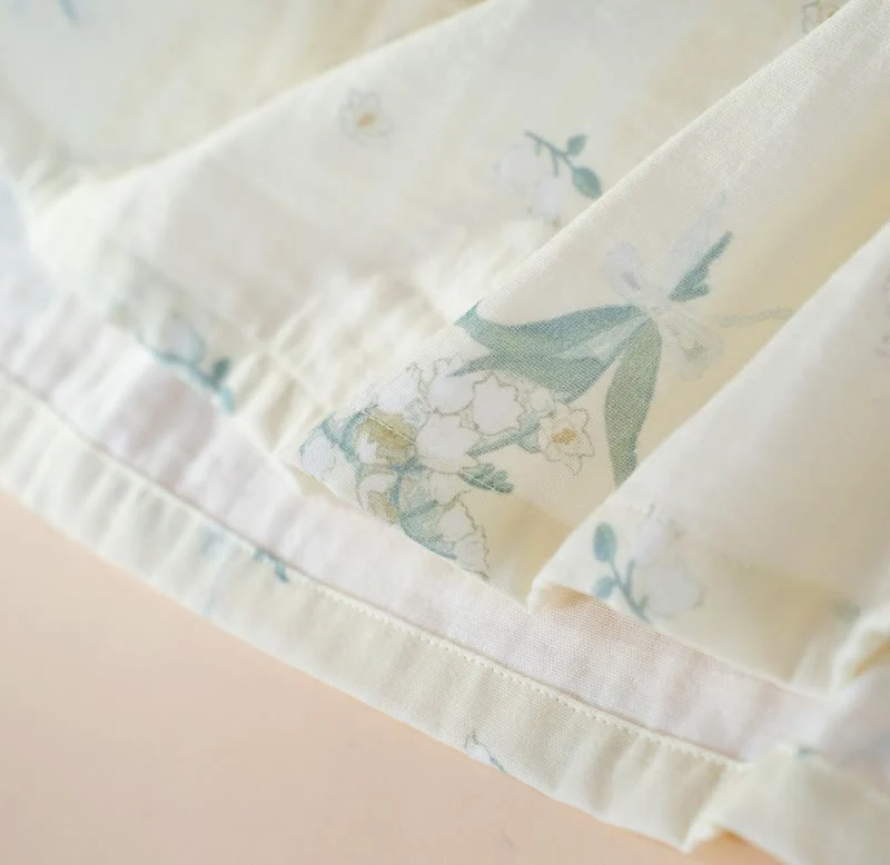 Pyjama-Set aus Baumwollgaze mit Glockenblumenmuster