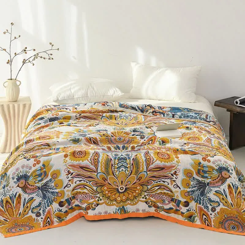 Steppdecke aus reiner Baumwolle mit tropischem Blumenmuster