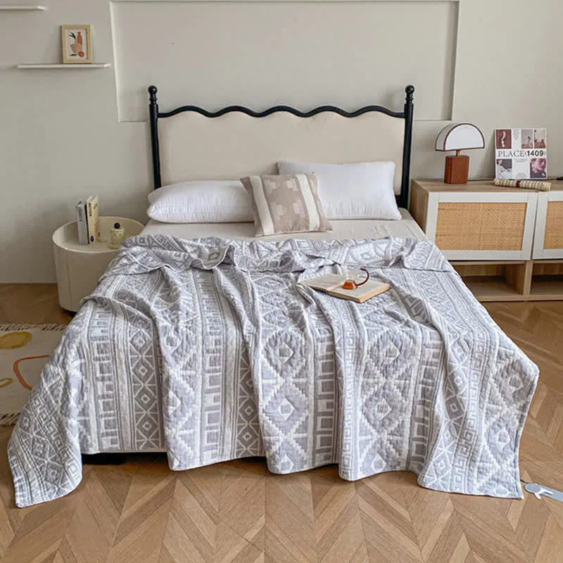 Geometrische Baumwollgaze-Steppdecke im Ethno-Stil