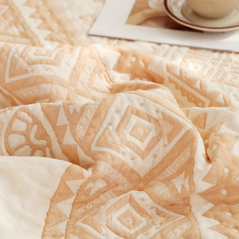 Beige Baumwollgaze-Steppdecke mit geometrischem Muster