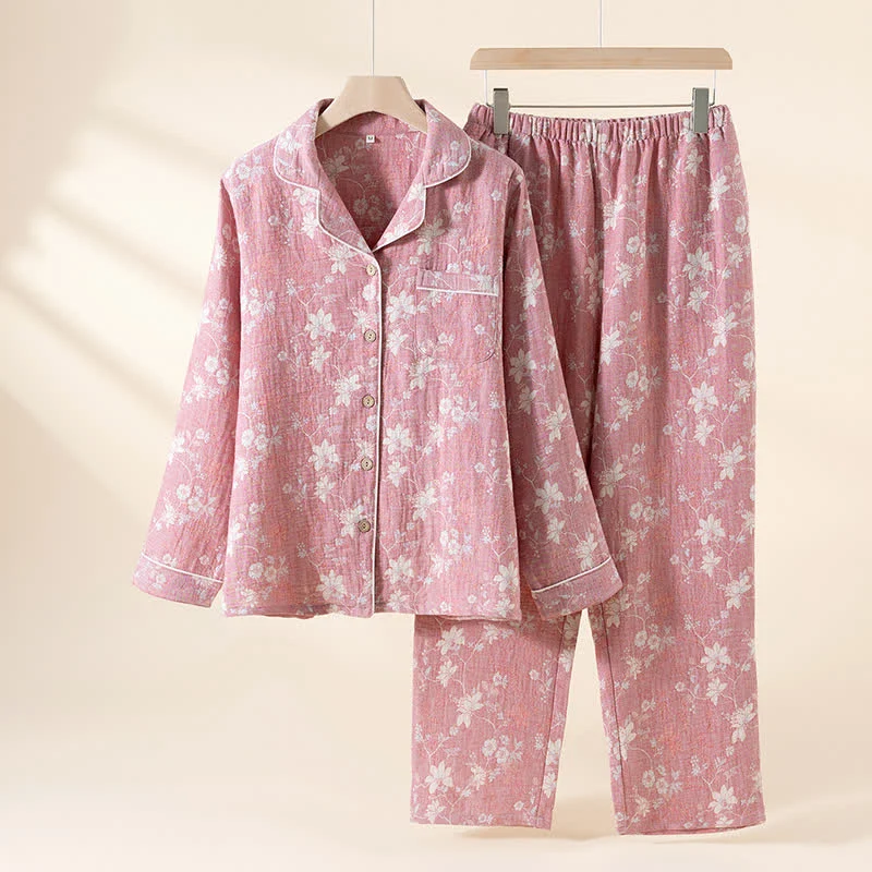 Vintage-Pyjama aus Baumwoll-Leinen-Mischgewebe mit Blumenmuster und Jacquard-Print