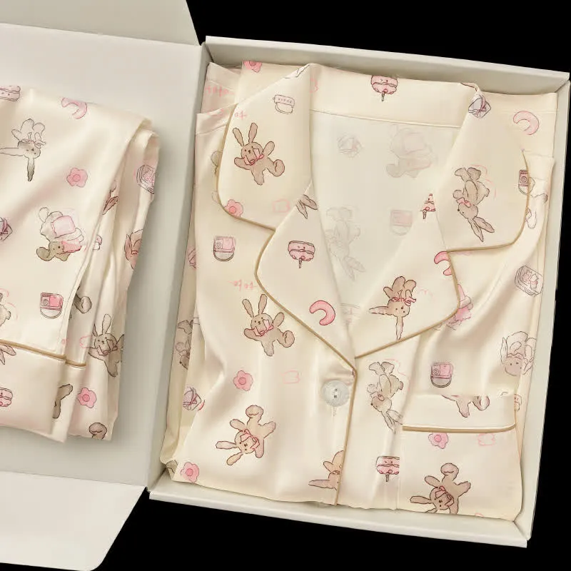 Niedliches Cartoon-Hasen-Pyjama-Set