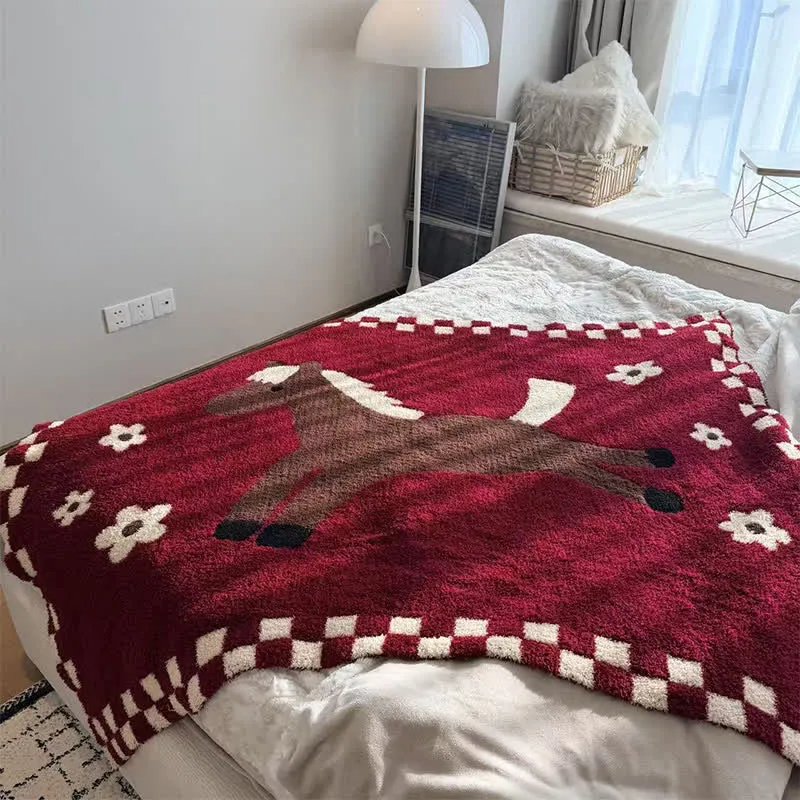 Festliche rote Fleecedecke für Reiter
