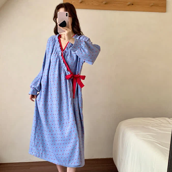 Nachthemd im Kimono-Stil mit Granatapfelmuster