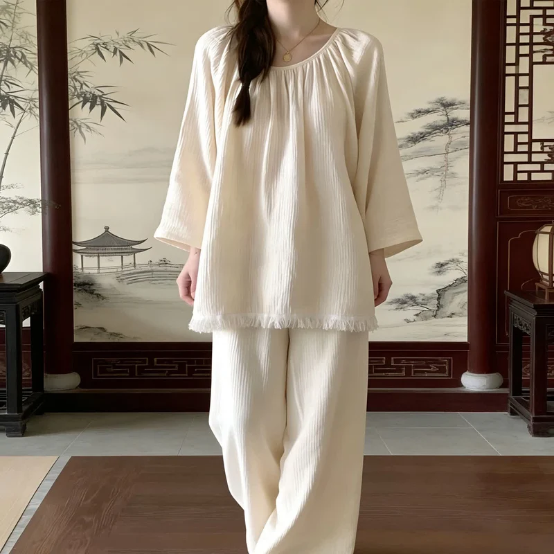 Minimalistisches einfarbiges Loungewear-Set aus Baumwolle