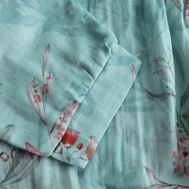 Loungewear aus Baumwolle mit orientalischem Blumenmuster und Rüschenkragen
