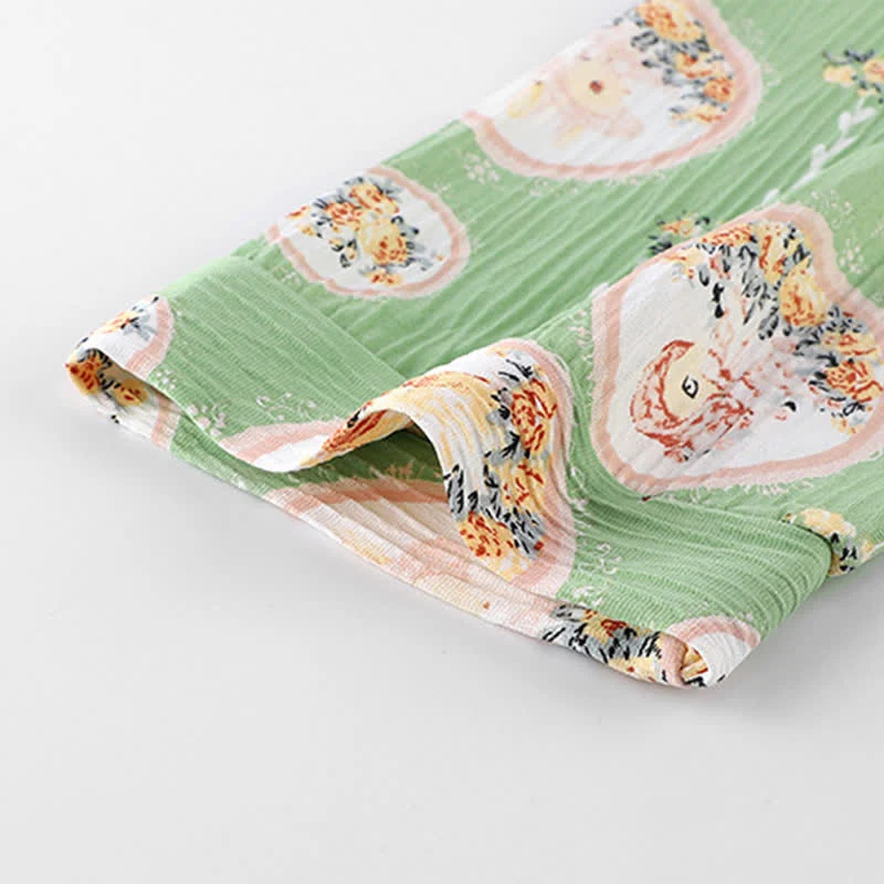 Nachthemd im Kimono-Stil mit Medaillon-Blumenmuster und Rüschen