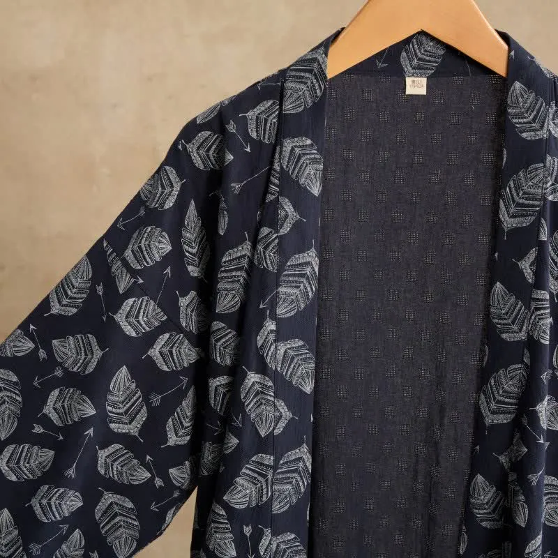 Kimono-Bademantel aus Baumwolle mit Blattpfeil-Motiv