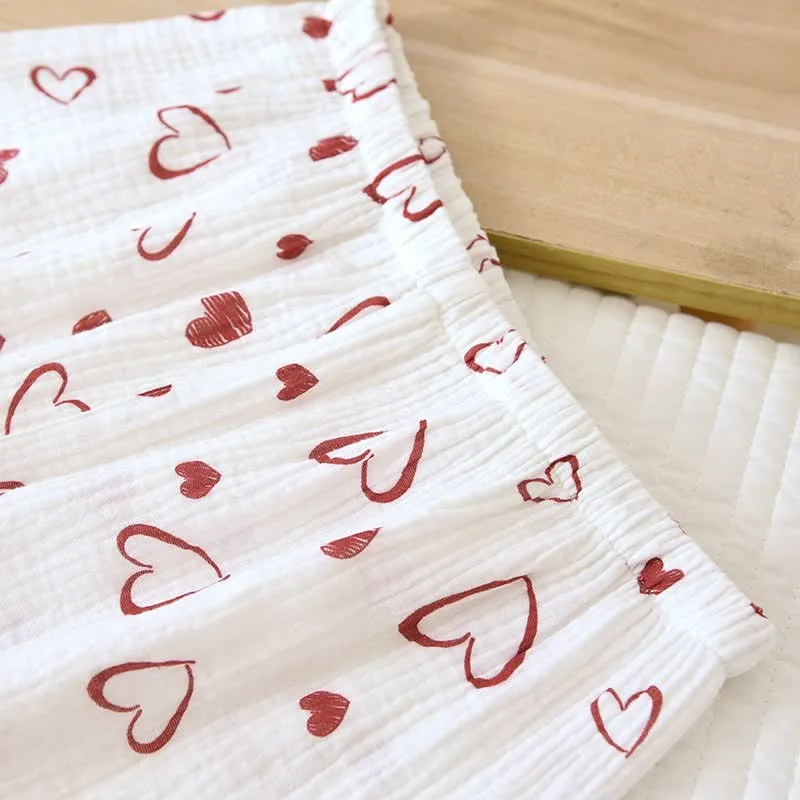 Pyjama-Set aus Baumwollgaze mit Herzchenmuster