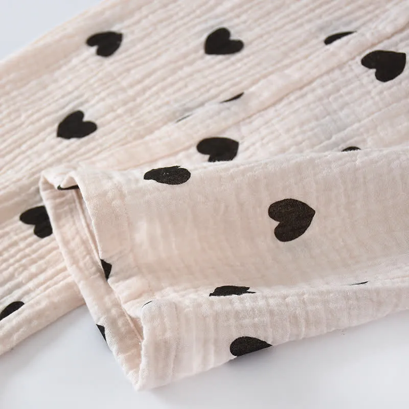 Schwarzes Herz-Pyjama-Set aus reiner Baumwolle