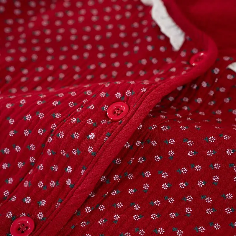 Rotes Pyjama-Set aus reiner Baumwolle mit Blumenmuster
