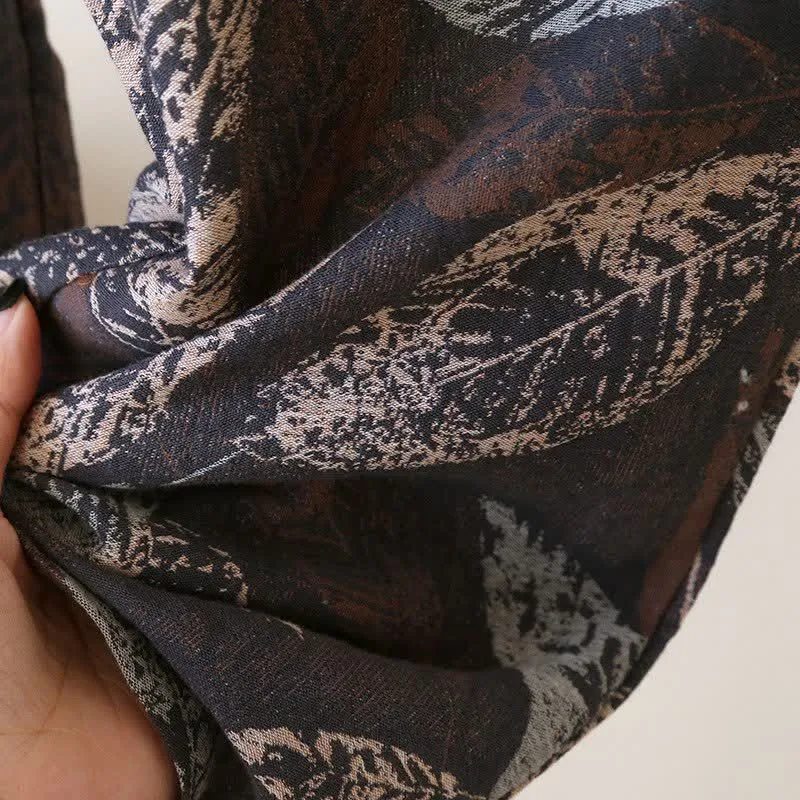 Loungewear aus Baumwollgaze mit künstlerischem Blattjacquardmuster