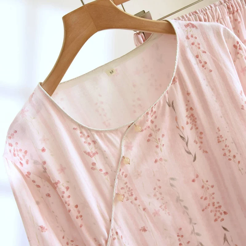 Ownkoti Orientalisch inspirierte gestreifte Loungewear aus Baumwolle mit Blumenmuster