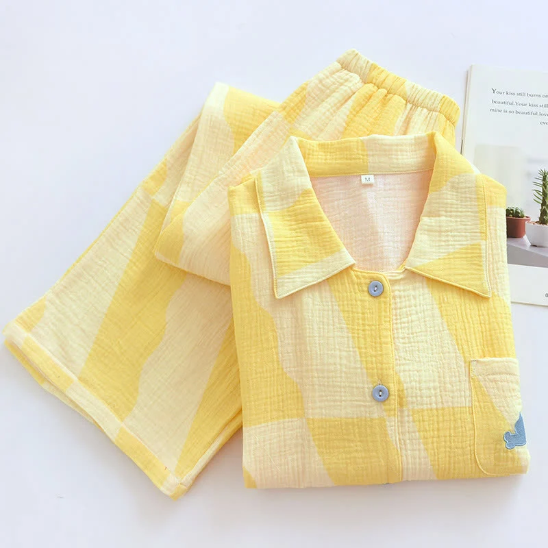 Pyjama-Set aus Baumwolle mit Katzentasche und Karomuster