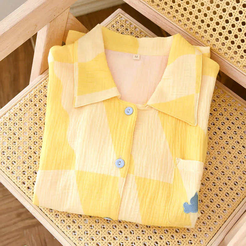 Pyjama-Set aus Baumwolle mit Katzentasche und Karomuster