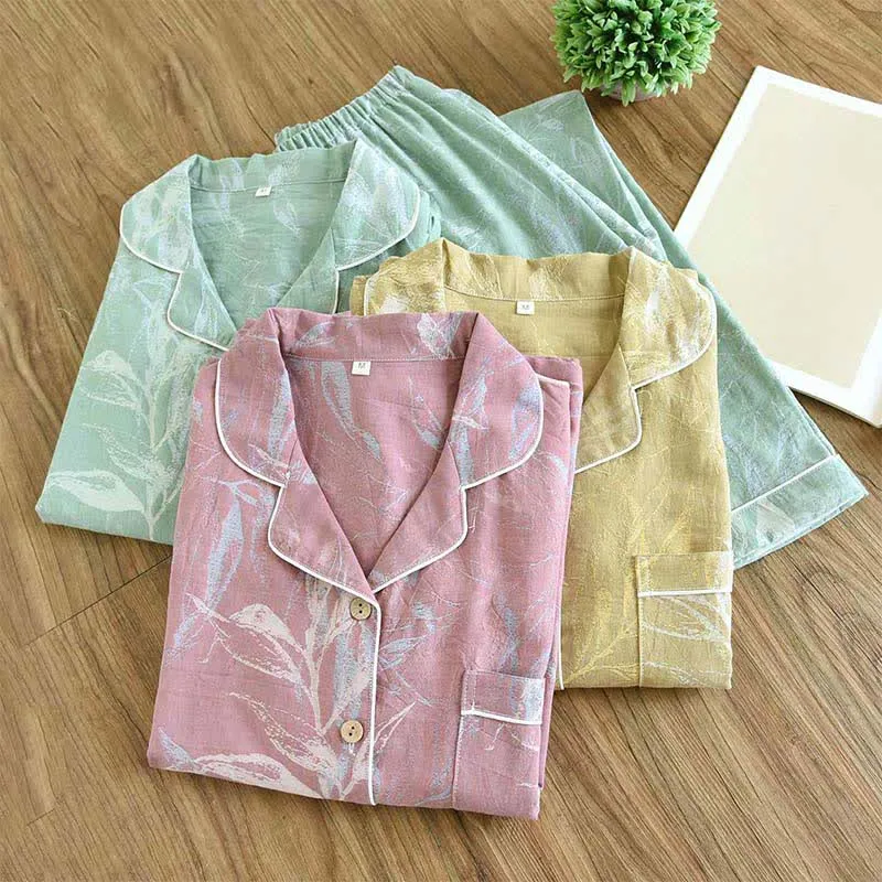 Baumwoll-Pyjama-Set im Bambusblatt-Design