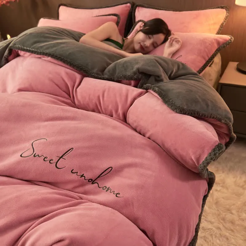 Sweet Home Bettwäsche-Set aus bedrucktem Plüsch (4-teilig)