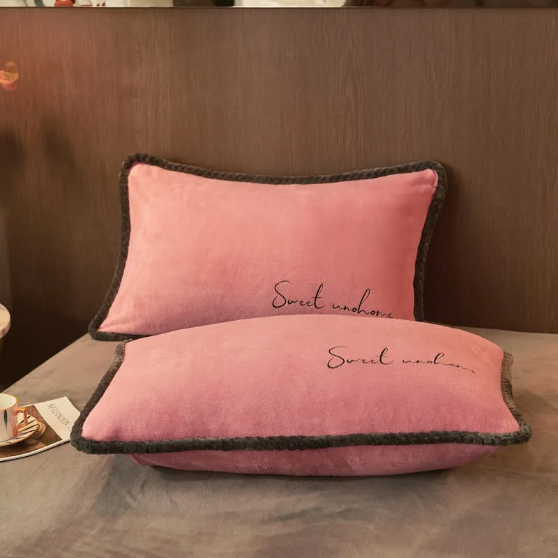 Sweet Home Bettwäsche-Set aus bedrucktem Plüsch (4-teilig)