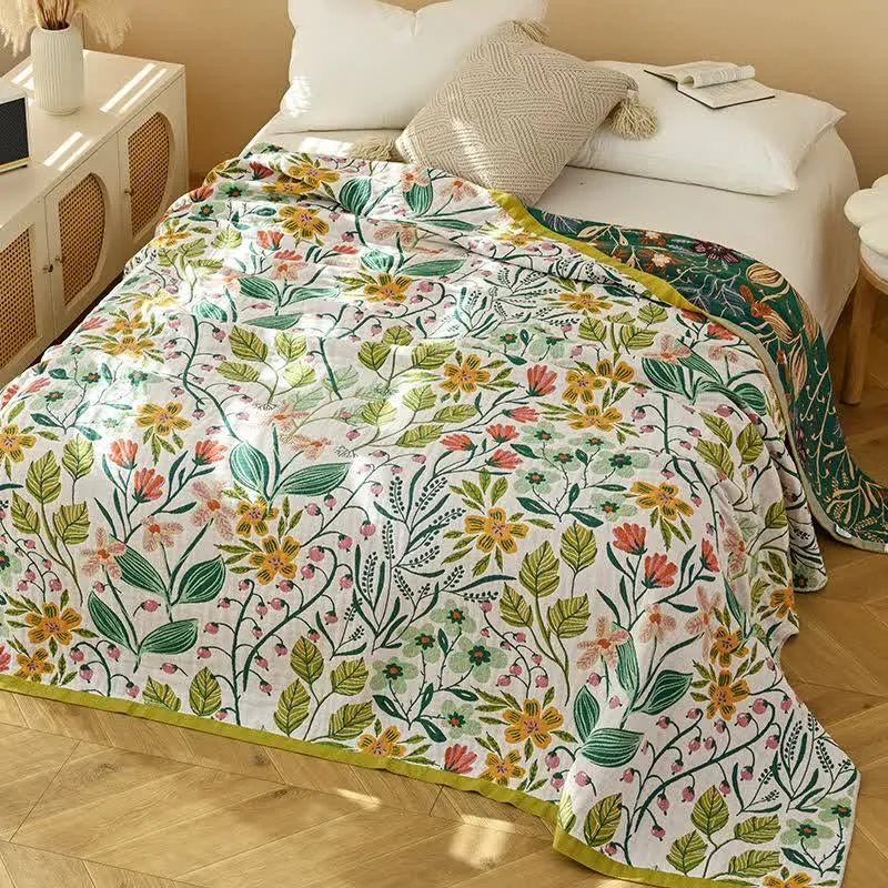 Ownkoti Baumwollgaze-Steppdecke mit grünem Blatt und Blumenmuster