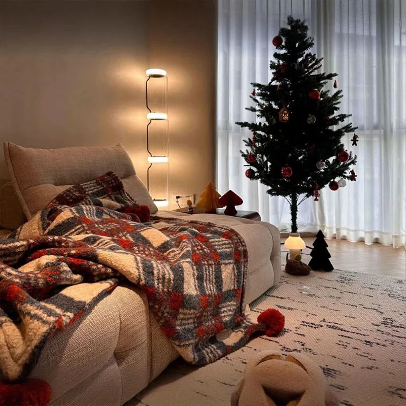 Doppelseitige Sofadecke mit Weihnachtskaro